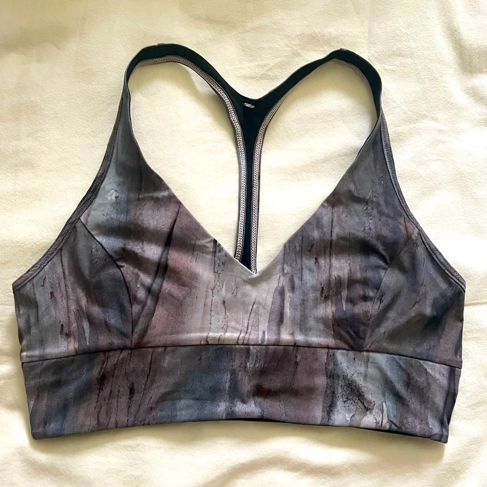 Lululemon Racerback Sports Bra - Picture 1 of 3